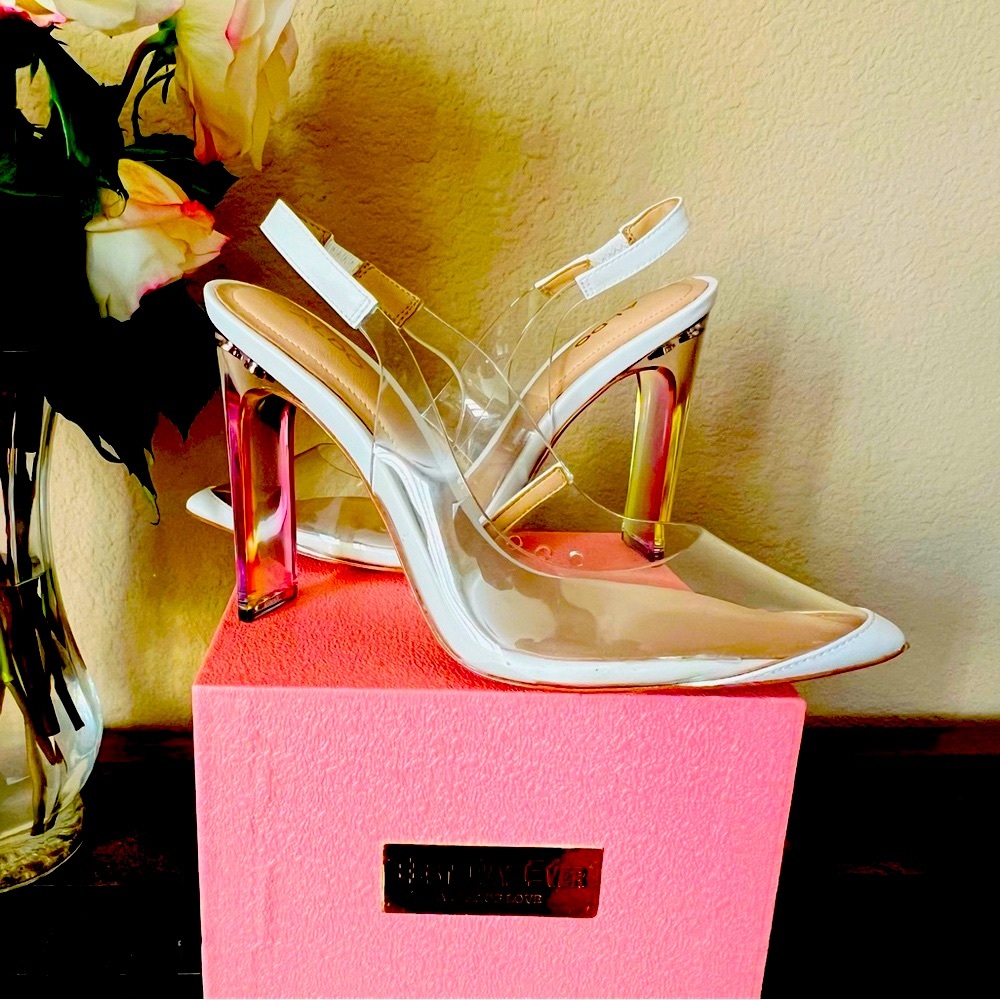 ALDO Rainbow Clear Classic sandals!!